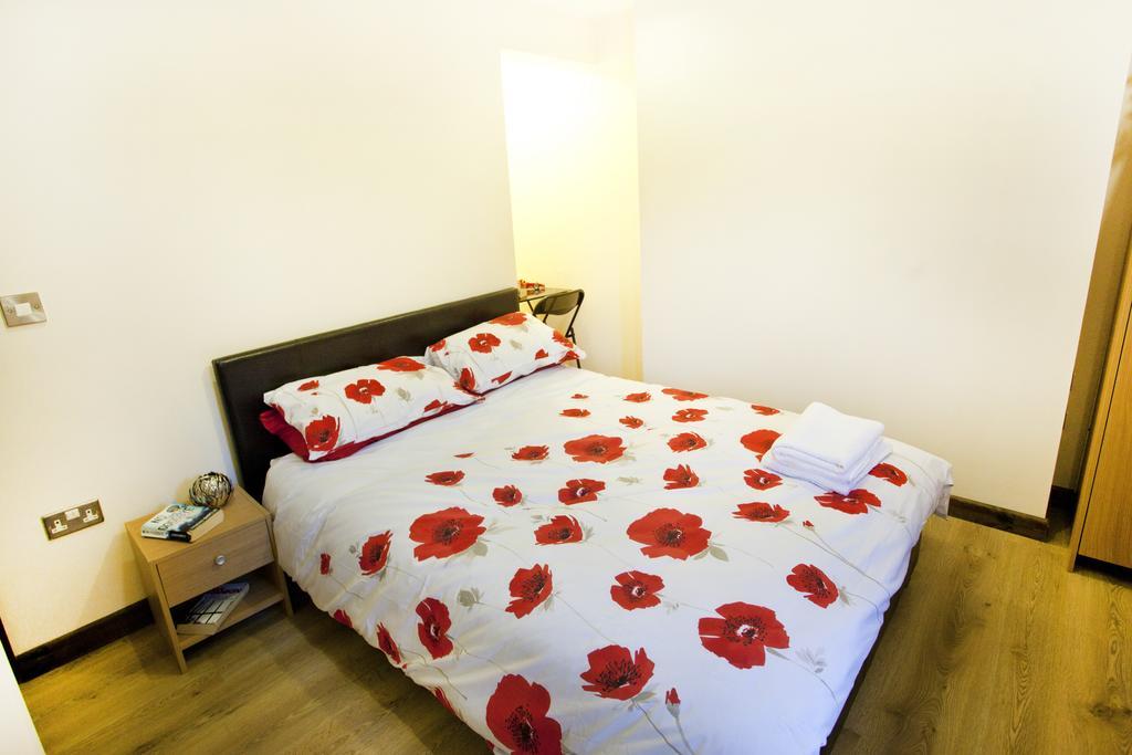 Victoria Centre Apartments In The Victoria Centre Shopping Centre - Nottingham City Centre - 24 Hour Access - Most Central Location, Lounge, Kitchen, Washing Machine - Opposite Hilton By Restaurants & Shops - Outdoor Parking Cars Or Vans Five Pounds 部屋 写真