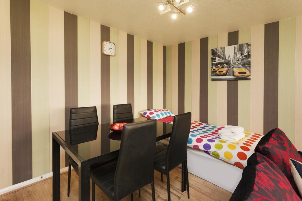 Victoria Centre Apartments In The Victoria Centre Shopping Centre - Nottingham City Centre - 24 Hour Access - Most Central Location, Lounge, Kitchen, Washing Machine - Opposite Hilton By Restaurants & Shops - Outdoor Parking Cars Or Vans Five Pounds エクステリア 写真