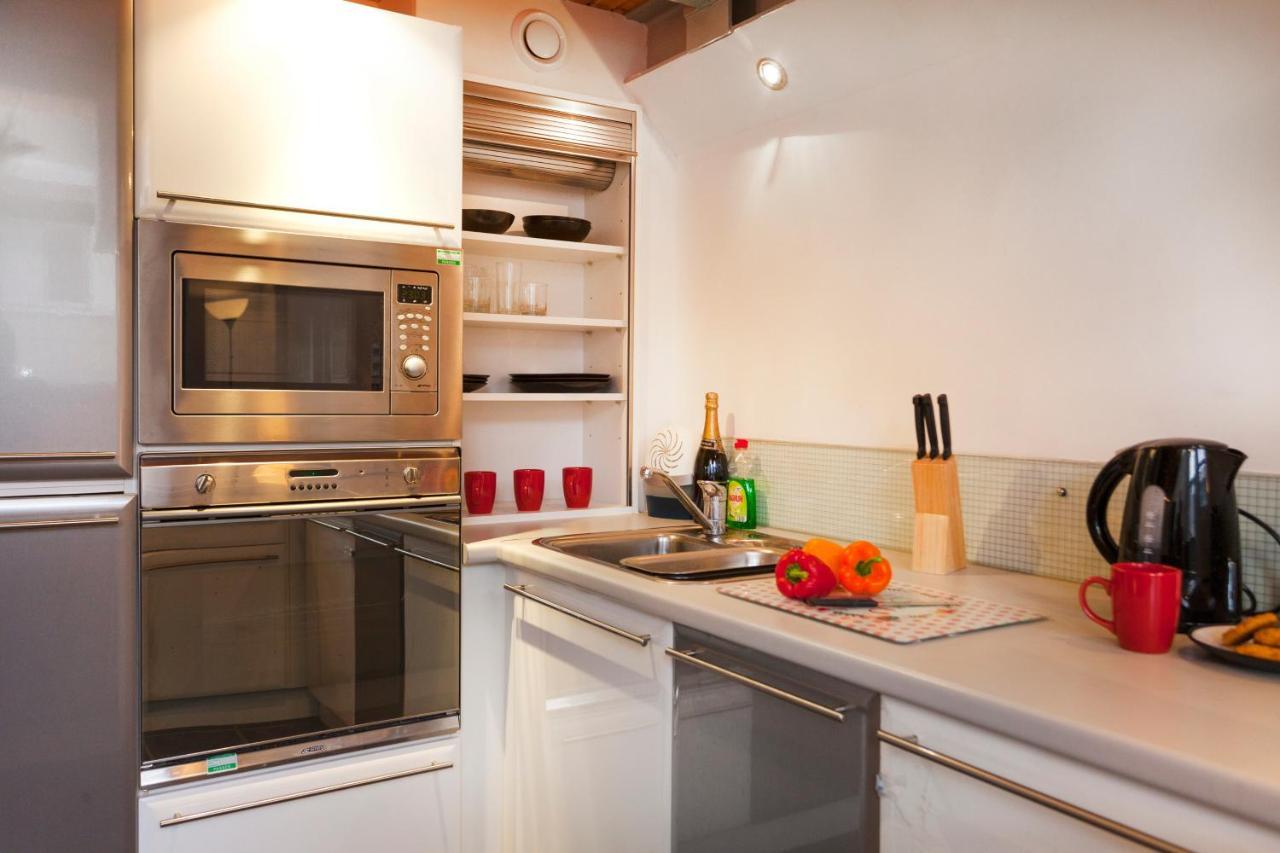 Victoria Centre Apartments In The Victoria Centre Shopping Centre - Nottingham City Centre - 24 Hour Access - Most Central Location, Lounge, Kitchen, Washing Machine - Opposite Hilton By Restaurants & Shops - Outdoor Parking Cars Or Vans Five Pounds 部屋 写真